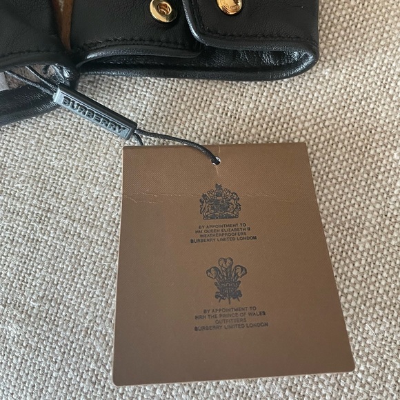 BURBERRY Checked Paneled Wool Gloves with Leather Trim - Size 7.5 - Picture 8 of 15